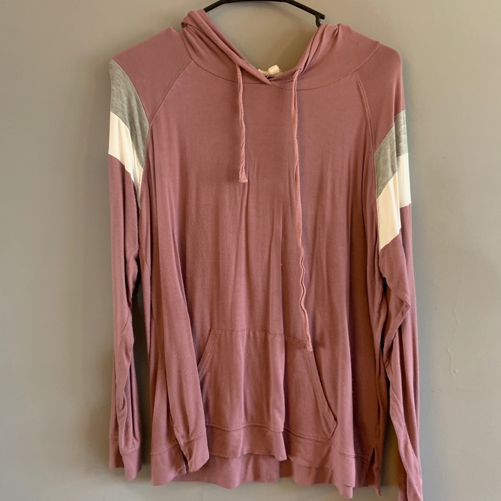 comfy light material sweatshirt